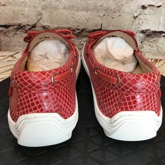 Marc Joseph New York Kids Red Snake Print Tassel Bow Dress Loafers Size 12 T - Picture 3 of 8